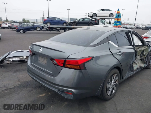 2019 Nissan Altima S with VIN 1N4BL4BV2KC136119, listed as a IAAI auction lot 41970100 with 130,908 mi miles and . Bid and sale history available at carsss.com. Image 4.
