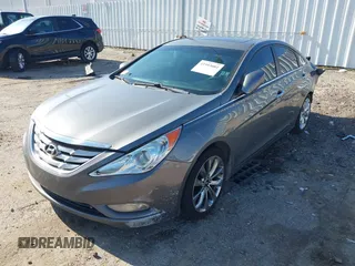 2013 Hyundai Sonata Limited with VIN 5NPEC4AC5DH676109, listed as a IAAI auction lot 41993081 with 290,920 mi miles and . Bid and sale history available at carsss.com. Image 18.