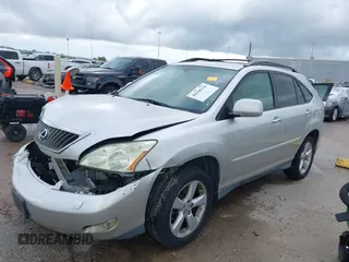 2008 Lexus RX 350 with VIN 2T2GK31U78C052640, listed as a IAAI auction lot 40298330 with 101,682 mi miles and . Bid and sale history available at DreamBid. Image 17.