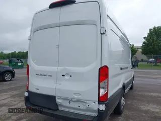 2022 Ford Transit Cargo with VIN 1FTBR3U85NKA64272, listed as a IAAI auction lot 42427708 with 62,043 mi miles and . Bid and sale history available at DreamBid. Image 6.