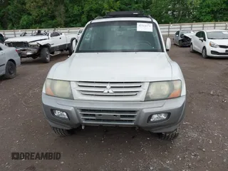 2002 Mitsubishi Montero Limited z VIN JA4MW51R02J071877, wystawiony jako IAAI lot #42214274 z przebiegiem 242 762 mil mil oraz . Historia ofert i sprzedaży dostępna na DreamBid. Obrazek 6.