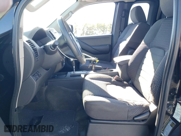 2013 Nissan Frontier SV with VIN 1N6AD0CU8DN747780, listed as a Copart auction lot 41842385 with 131,302 mi miles and Salvage title. Bid and sale history available at DreamBid. Image 7.