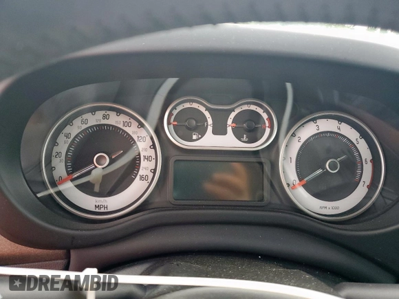 2014 FIAT 500L Trekking с VIN ZFBCFADH4EZ017102, выставлен на аукционе Copart как лот 63233645 с пробегом 70 720 миль миль и Списание • Salvage title. История ставок и продаж доступна на DreamBid. Изображение 9.