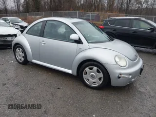 2000 Volkswagen Beetle GLS with VIN 3VWCC21C8YM458531, listed as a IAAI auction lot 41720193 with 180,147 mi miles and . Bid and sale history available at DreamBid. Image 1.