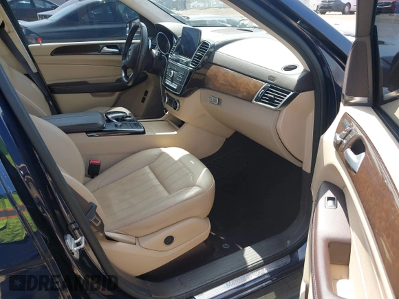 2017 Mercedes-Benz GLS 450 с VIN 4JGDF6EE5HA800107, выставлен на аукционе IAAI как лот 42476631 с пробегом 77 620 миль миль и . История ставок и продаж доступна на DreamBid. Изображение 5.