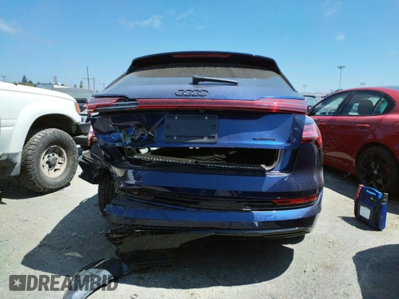2022 Audi e-tron Premium with VIN WA1AAAGE0NB026001, listed as a Copart auction lot 57532563 with 0 mi miles. Bid and sale history available at carsss.com. Image 6.