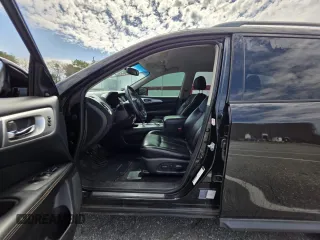2017 Nissan Pathfinder SL with VIN 5N1DR2MM0HC62499, listed as a Copart auction lot 54711035 with 146,541 mi miles and Clean Title. Bid and sale history available at carsss.com. Image 5.