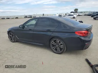 2020 BMW 5 Series M550i xDrive z VIN WBAJS7C09LCE11953, wystawiony jako Copart lot #49773175 z przebiegiem 40 329 mil mil oraz Szkoda całkowita • Salvage title. Historia ofert i sprzedaży dostępna na DreamBid. Obrazek 2.