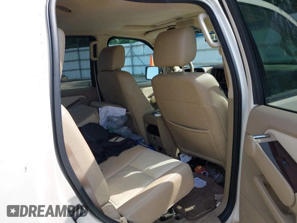 2008 Ford Explorer Limited z VIN 1FMEU75858UA03526, wystawiony jako IAAI lot #42811837 z przebiegiem 164 500 mil mil oraz . Historia ofert i sprzedaży dostępna na DreamBid. Obrazek 8.