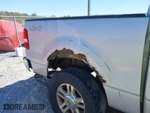 2008 Ford F-150 XLT with VIN 1FTPW14V38FA22141, listed as a IAAI auction lot 41833185 with 254,516 mi miles. Bid and sale history available at carsss.com. Image 6.