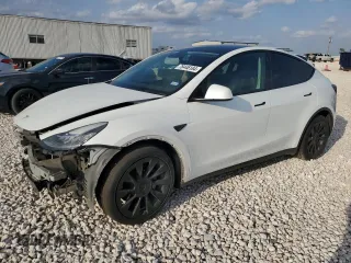 2021 Tesla Model Y Long Range with VIN 5YJYGAEE0MF237698, listed as a Copart auction lot 78446184 with 73,861 mi miles and Clean Title. Bid and sale history available at DreamBid. Image 1.