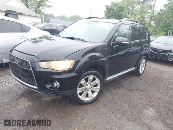 2010 Mitsubishi Outlander SE with VIN JA4AS3AW8AZ005036, listed as a IAAI auction lot 42184336 with 224,226 mi miles and . Bid and sale history available at DreamBid. Image 2.