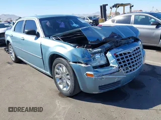 2008 Chrysler 300 LX with VIN 2C3KA43R08H267996, listed as a IAAI auction lot 41651603 with 188,760 mi miles. Bid and sale history available at carsss.com. Image 1.