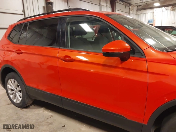 2019 Volkswagen Tiguan S with VIN 3VV0B7AX3KM075498, listed as a IAAI auction lot 41501778 with 143,262 mi miles. Bid and sale history available at carsss.com. Image 13.