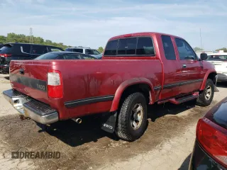 1998 Toyota T100 DX z VIN JT4UN22D3W0052312, wystawiony jako Copart lot #68147354 z przebiegiem 232 775 mil mil oraz Szkody całkowita. Historia ofert i sprzedaży dostępna na DreamBid. Obrazek 3.