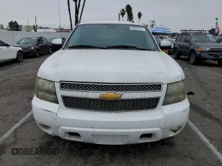 2010 Chevrolet Avalanche with VIN 3GNNCEE04AG153259, listed as a Copart auction lot 86007974 with 175,836 mi miles and Salvage Title. Bid and sale history available at DreamBid. Image 5.
