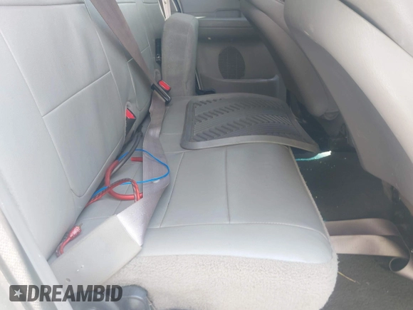 2001 Ford F-150 XL with VIN 1FTRX18L71NB11026, listed as a IAAI auction lot 42590063 with 218,156 mi miles and . Bid and sale history available at DreamBid. Image 8.