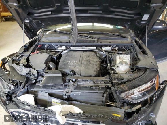 2022 Audi Q5 Sportback S line Premium Plus with VIN WA15ABFY4N2105772, listed as a Copart auction lot 54119335 with 38,217 mi miles and Salvage title. Bid and sale history available at DreamBid. Image 12.