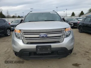 2015 Ford Explorer z VIN 1FM5K8B81FGB17227, wystawiony jako Copart lot #49693295 z przebiegiem 157 391 mil mil oraz Czysty tytuł • Clean title. Historia ofert i sprzedaży dostępna na DreamBid. Obrazek 5.