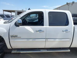 2012 GMC Sierra 1500 SLE with VIN 3GTP1VE0XCG132555, listed as a IAAI auction lot 41795054 with 171,042 mi miles and . Bid and sale history available at DreamBid. Image 15.