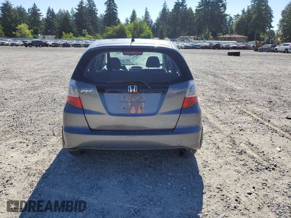 2013 Honda Fit с VIN JHMGE8H34DC069516, выставлен на аукционе Copart как лот 59993335 с пробегом 128 798 миль миль и Списание • Salvage title. История ставок и продаж доступна на DreamBid. Изображение 6.