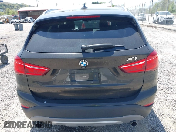 2018 BMW X1 xDrive28i with VIN WBXHT3C39J5F88234, listed as a IAAI auction lot 42044900 with 38,732 mi miles. Bid and sale history available at carsss.com. Image 16.