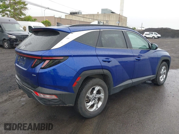 2022 Hyundai Tucson SEL z VIN 5NMJBCAE1NH026298, wystawiony jako IAAI lot #42365533 z przebiegiem 44 080 mil mil oraz . Historia ofert i sprzedaży dostępna na DreamBid. Obrazek 4.