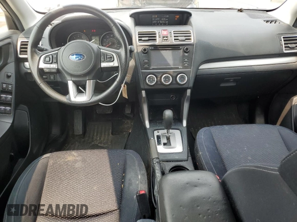 2017 Subaru Forester z VIN JF2SJABCXHH479495, wystawiony jako Copart lot #58722395 z przebiegiem 108 275 mil mil oraz Szkoda całkowita • Salvage title. Historia ofert i sprzedaży dostępna na DreamBid. Obrazek 8.