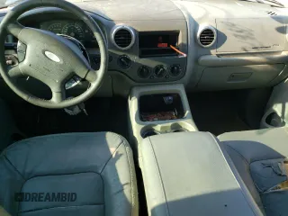 2004 Ford Expedition Special Service with VIN 1FMFU16L54LA95354, listed as a Copart auction lot 57027115 with 176,243 mi miles and Salvage title. Bid and sale history available at DreamBid. Image 8.