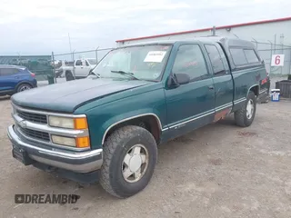 1998 Chevrolet Silverado 1500 with VIN 2GCEK19R4W1168700, listed as a IAAI auction lot 42083892 with 227,887 mi miles and . Bid and sale history available at DreamBid. Image 2.