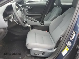 2023 Polestar 2 z VIN YSMED3KA5PL115725, wystawiony jako Copart lot #56893835 z przebiegiem 43 545 mil mil oraz Szkoda całkowita • Salvage title. Historia ofert i sprzedaży dostępna na DreamBid. Obrazek 7.