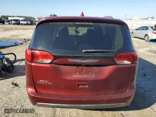2017 Chrysler Pacifica Touring-L with VIN 2C4RC1BG5HR785101, listed as a Copart auction lot 46224715 with 95,839 mi miles and Salvage Title. Bid and sale history available at carsss.com. Image 6.