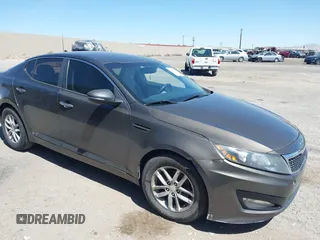 2012 Kia Optima LX z VIN 5XXGM4A79CG087180, wystawiony jako IAAI lot #42278026 z przebiegiem 109 074 mil mil oraz . Historia ofert i sprzedaży dostępna na DreamBid. Obrazek 1.