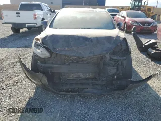 2011 Hyundai Elantra Limited z VIN KMHDH4AE1BU106475, wystawiony jako Copart lot #50752615 z przebiegiem 141 895 mil mil oraz Szkoda całkowita • Salvage title. Historia ofert i sprzedaży dostępna na DreamBid. Obrazek 5.