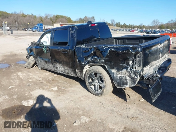 2020 Ram 1500 Big Horn z VIN 1C6SRFFT5LN330864, wystawiony jako IAAI lot #41457715 z przebiegiem 53 226 mil mil oraz . Historia ofert i sprzedaży dostępna na DreamBid. Obrazek 3.