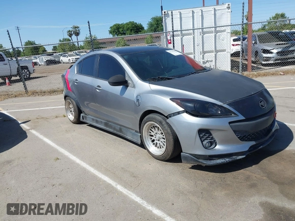 2013 Mazda 3 i SV with VIN JM1BL1TG9D1765030, listed as a IAAI auction lot 42110584 with 143,723 mi miles. Bid and sale history available at carsss.com. Image 1.
