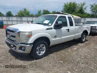 2011 Ford F-250 XL z VIN 1FT7X2AT3BEC33228, wystawiony jako IAAI lot #42545154 z przebiegiem 424 286 mil mil oraz . Historia ofert i sprzedaży dostępna na DreamBid. Obrazek 21.