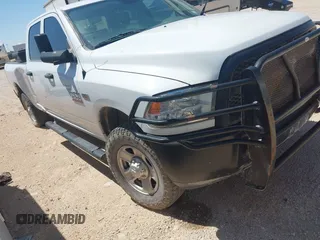 2018 Ram 2500 Tradesman с VIN 3C6UR5HJ8JG284290, выставлен на аукционе IAAI как лот 42449637 с пробегом 163 598 миль миль и . История ставок и продаж доступна на DreamBid. Изображение 1.