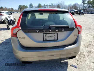2015 Volvo V60 T5 Drive-E Premier with VIN YV126MEB8F1190765, listed as a Copart auction lot 51033025 with 145,791 mi miles and Clean Title. Bid and sale history available at carsss.com. Image 6.
