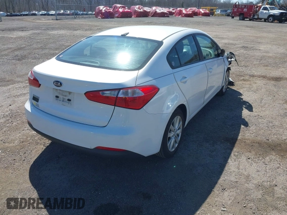 2015 Kia Forte LX with VIN KNAFX4A65F5298540, listed as a IAAI auction lot 41828286 with 163,501 mi miles. Bid and sale history available at carsss.com. Image 4.