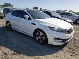2013 Kia Optima Hybrid EX with VIN KNAGM4AD0D5061303, listed as a Copart auction lot 55118975 with 152,888 mi miles and Clean Title. Bid and sale history available at carsss.com. Image 4.