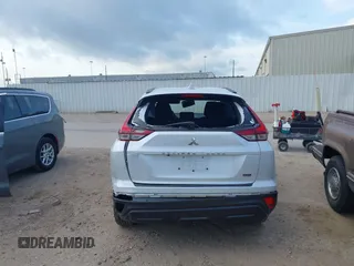 2024 Mitsubishi Eclipse Cross LE z VIN JA4ATVAA2RZ060509, wystawiony jako IAAI lot #42060191 z przebiegiem 13 421 mil mil oraz . Historia ofert i sprzedaży dostępna na DreamBid. Obrazek 15.