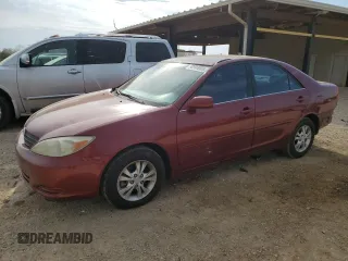 2004 Toyota Camry LE with VIN 4T1BF32K94U080450, listed as a Copart auction lot 50993005 with 141,265 mi miles and Salvage Title. Bid and sale history available at carsss.com. Image 1.