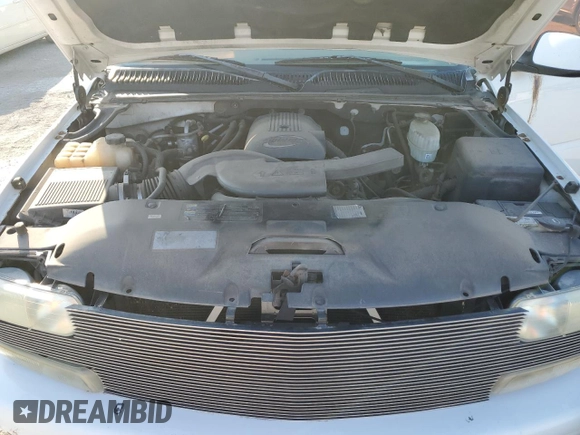 2004 Chevrolet Suburban Z71 with VIN 3GNFK16Z04G232347, listed as a Copart auction lot 80417404 with 243,906 mi miles and Salvage Title. Bid and sale history available at carsss.com. Image 12.