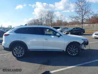 2018 Mazda CX-9 Grand Touring with VIN JM3TCBDY6J0200843, listed as a IAAI auction lot 40971233 with 94,770 mi miles. Bid and sale history available at carsss.com. Image 13.