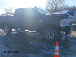 2019 Ram 2500 Big Horn with VIN 3C6UR5DJ2KG696924, listed as a IAAI auction lot 41644092 with 120,705 mi miles. Bid and sale history available at carsss.com. Image 1.