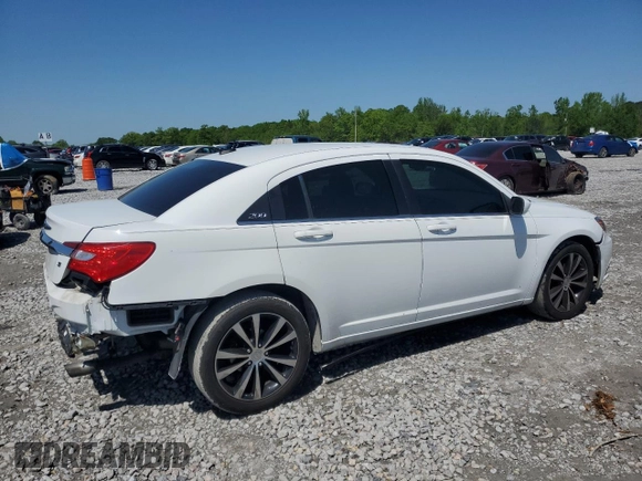 2014 Chrysler 200 Limited with VIN 1C3CCBCG8EN158805, listed as a Copart auction lot 52143465 with 155,445 mi miles and Salvage Title. Bid and sale history available at carsss.com. Image 3.