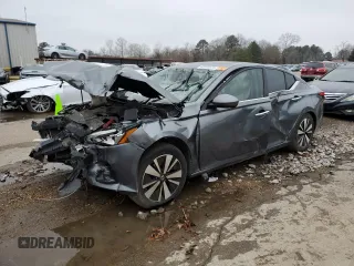 2020 Nissan Altima 2.5 SV with VIN 1N4BL4DV9LC132406, listed as a Copart auction lot 42365675 with Not Provided miles and Salvage Title. Bid and sale history available at carsss.com. Image 1.