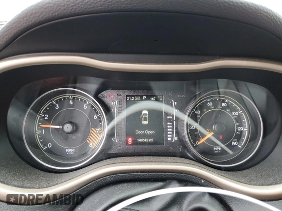 2015 Jeep Cherokee Latitude with VIN 1C4PJMCS2FW576730, listed as a Copart auction lot 50601465 with 149,542 mi miles and Clean Title. Bid and sale history available at DreamBid. Image 9.