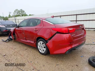 2014 Kia Optima EX z VIN 5XXGN4A76EG281195, wystawiony jako IAAI lot #41875540 z przebiegiem 131 751 mil mil oraz . Historia ofert i sprzedaży dostępna na DreamBid. Obrazek 3.